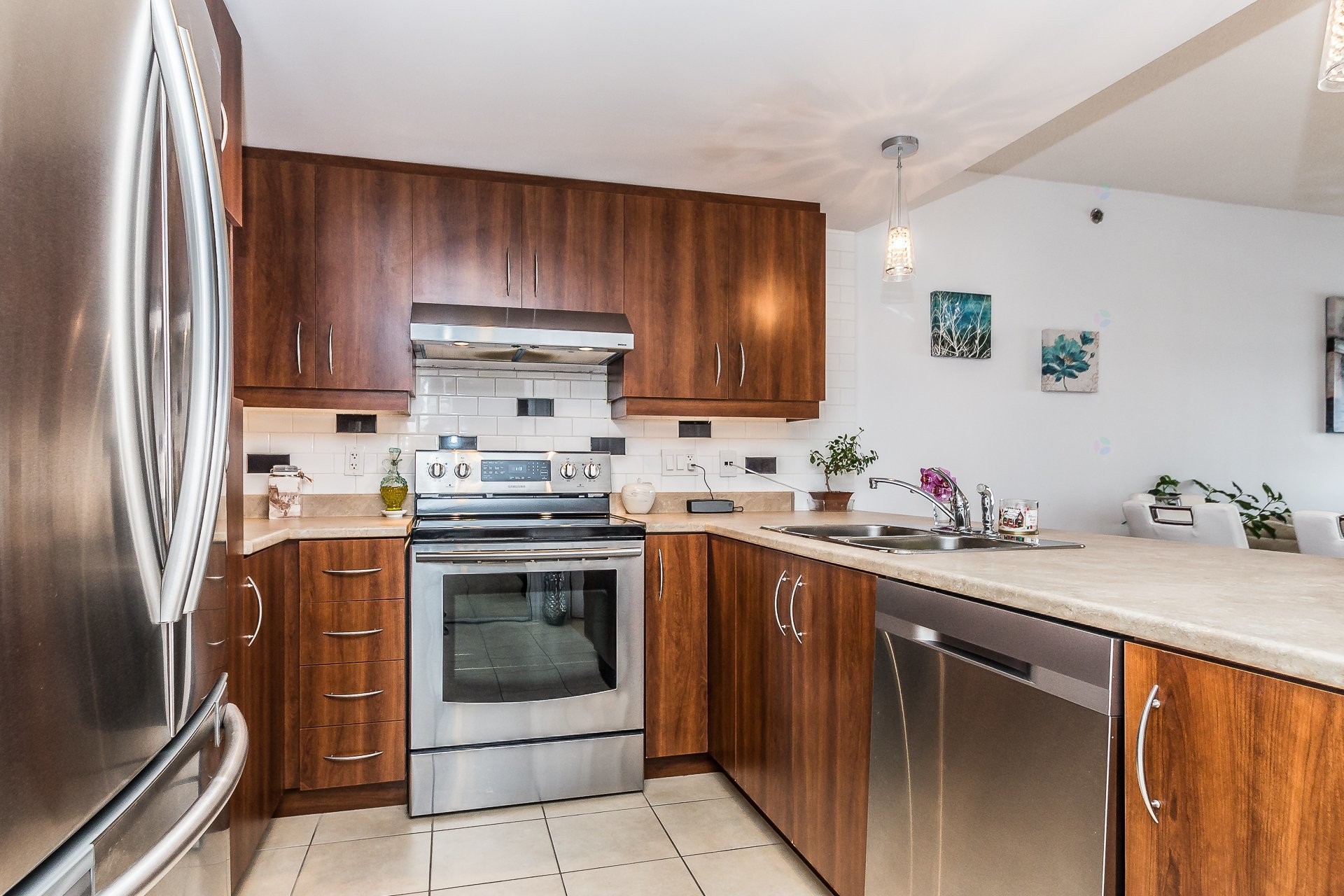 









6800


Boul. Henri-Bourassa O.

, 505,
Montréal (Saint-Laurent),




QC
H4R0E3

