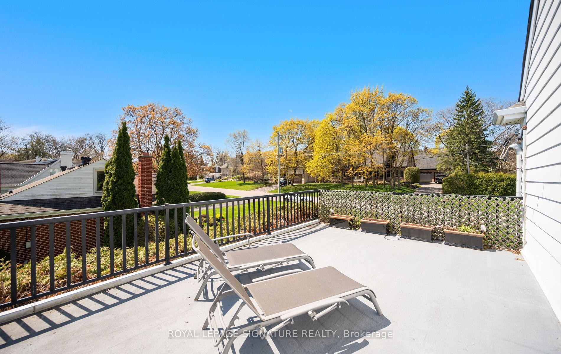 









773


Masson

Street,
Oshawa,




ON
L1G 5A7

