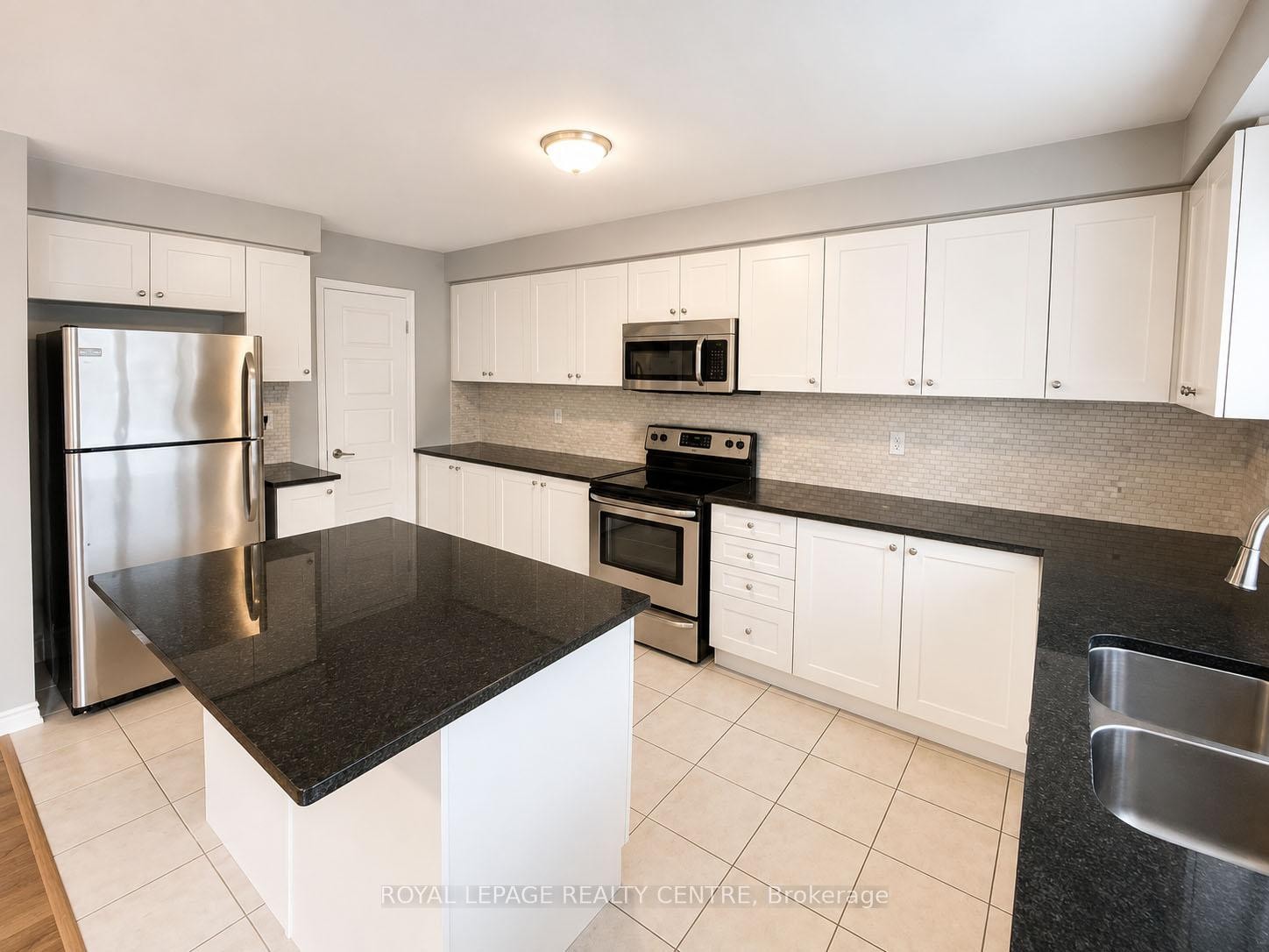 









3002


Preserve

Drive, 34,
Oakville,




ON
L6M 0V5

