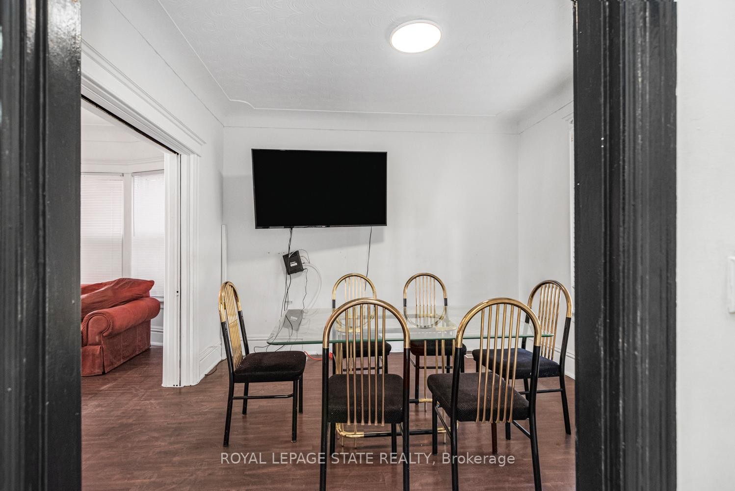 









39


Arthur

Avenue North,
Hamilton,




ON
L8L 6C7

