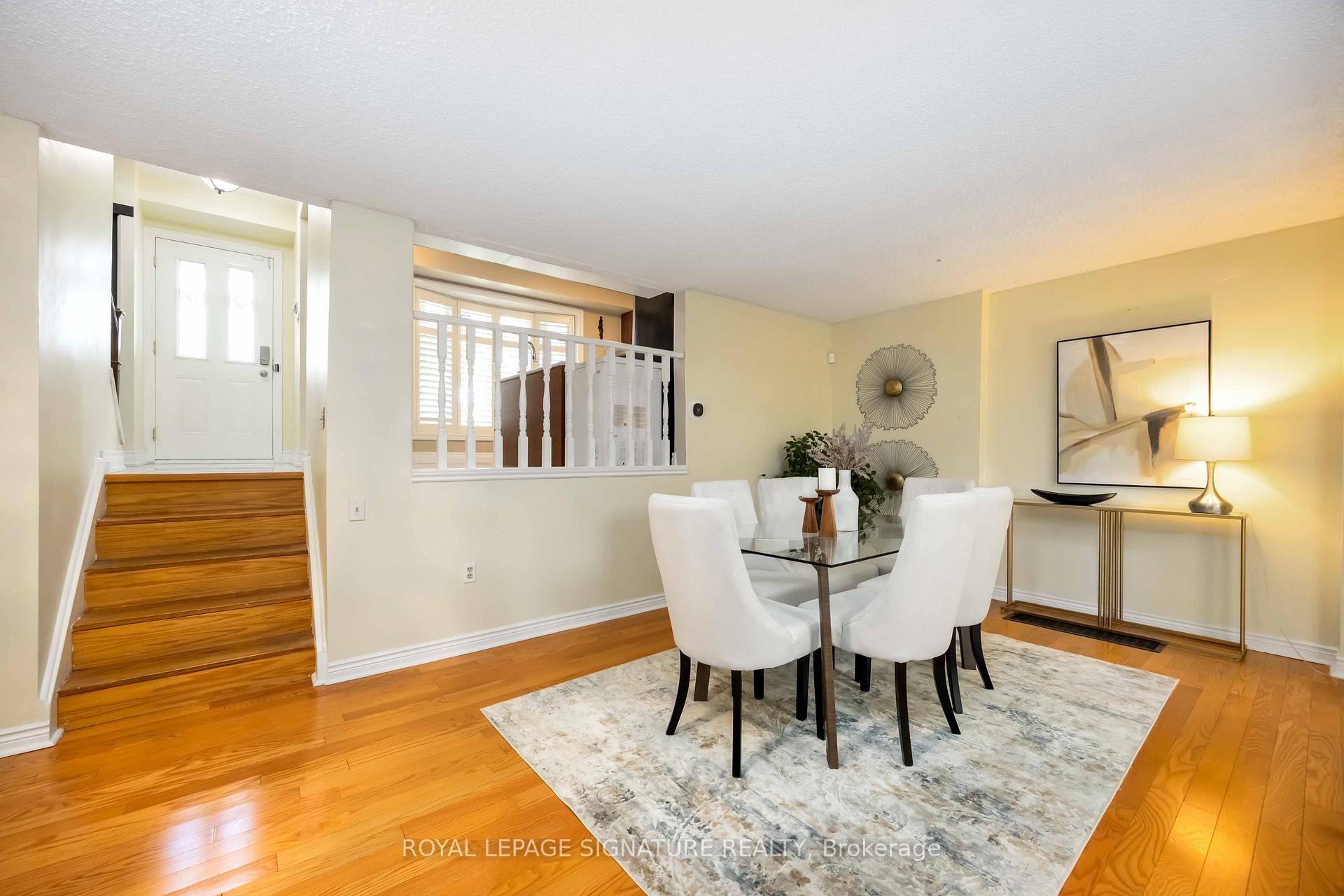









104


Billington

Crescent,
Toronto,




ON
M3A 2G6

