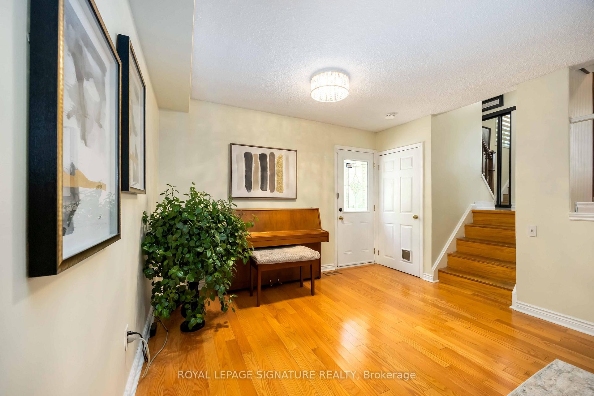 









104


Billington

Crescent,
Toronto,




ON
M3A 2G6

