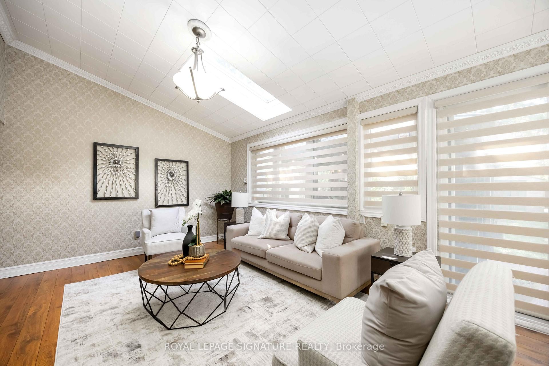 









104


Billington

Crescent,
Toronto,




ON
M3A 2G6

