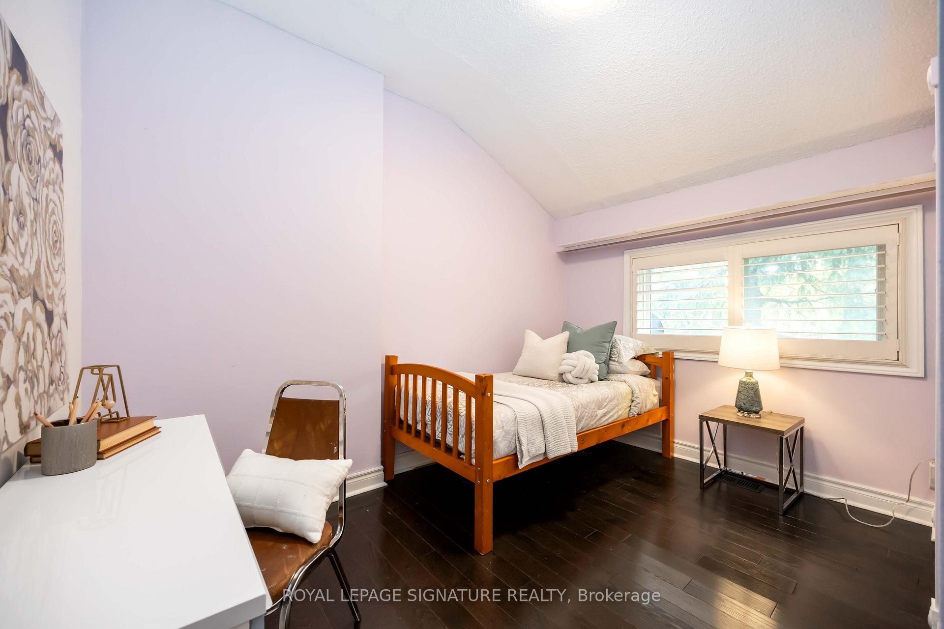 









104


Billington

Crescent,
Toronto,




ON
M3A 2G6

