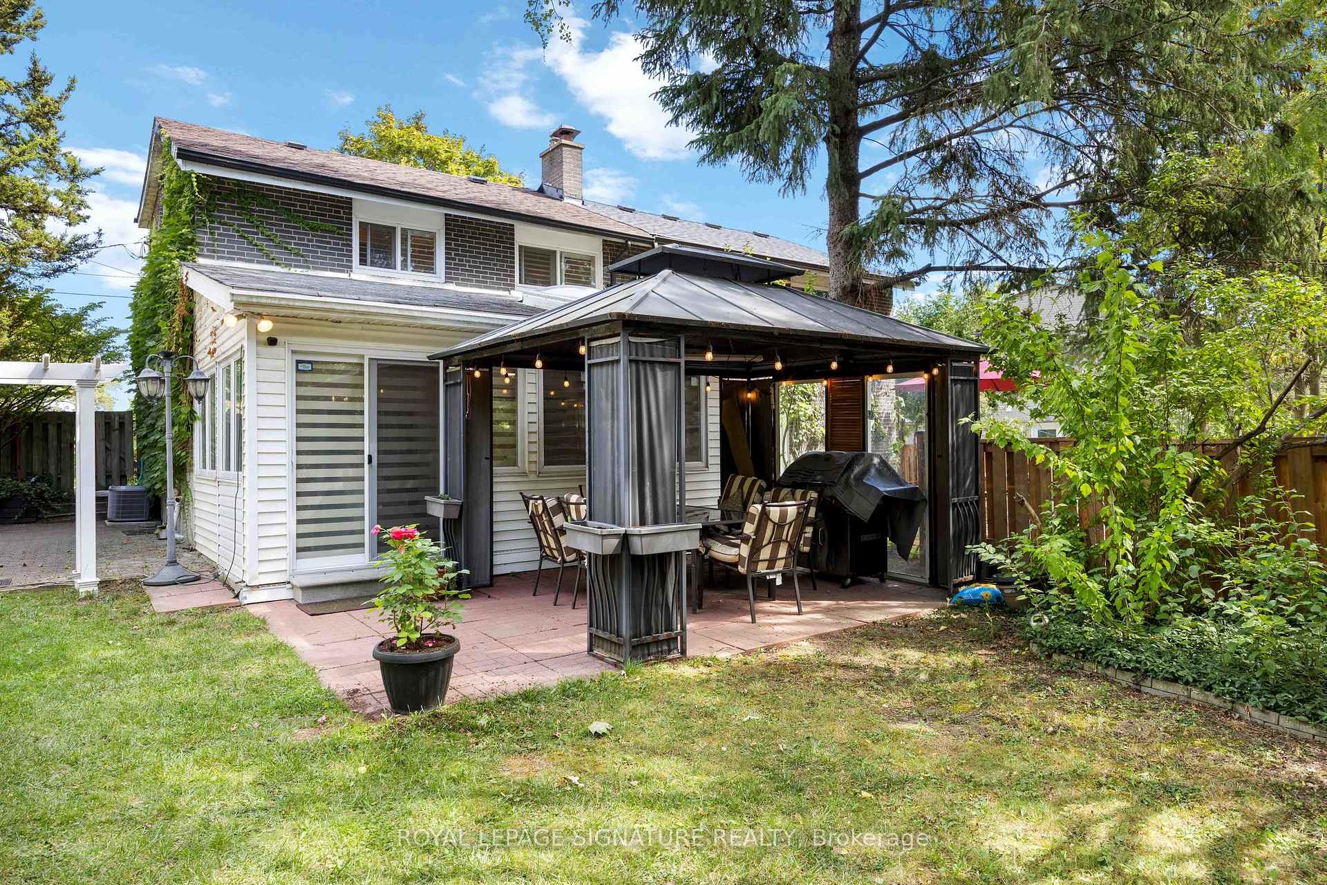 









104


Billington

Crescent,
Toronto,




ON
M3A 2G6

