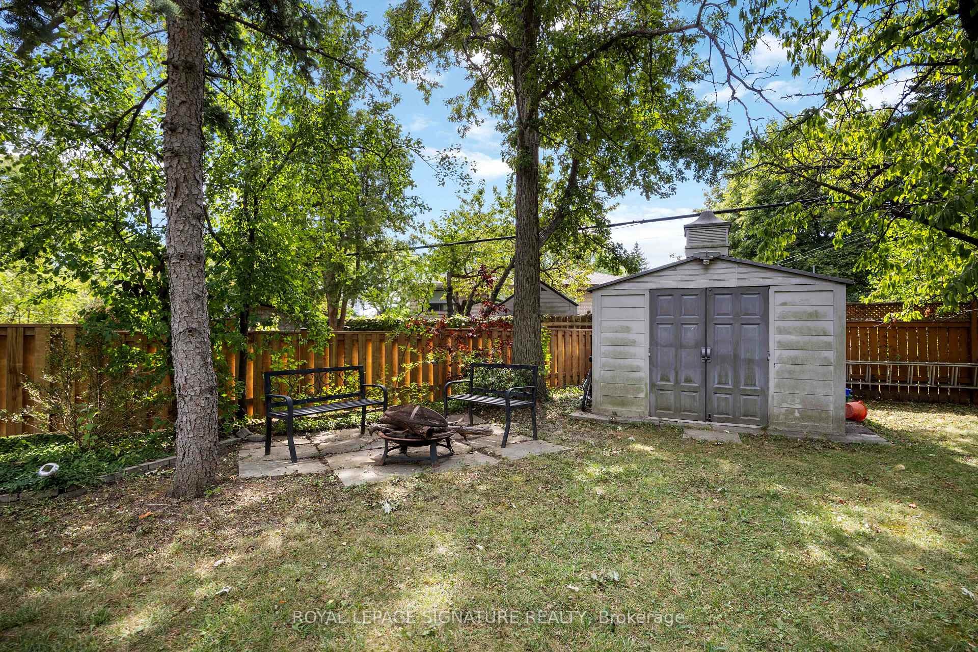 









104


Billington

Crescent,
Toronto,




ON
M3A 2G6

