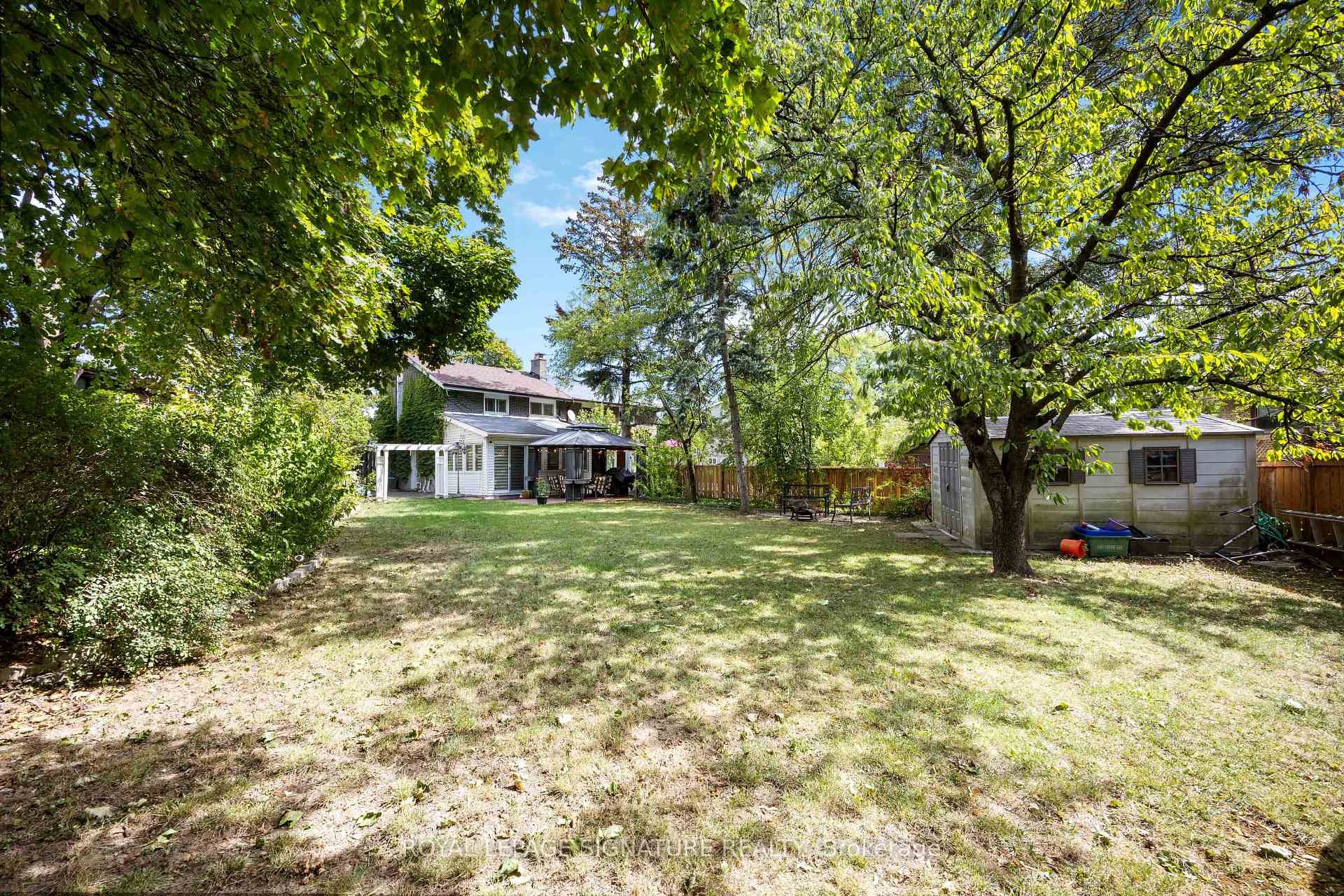









104


Billington

Crescent,
Toronto,




ON
M3A 2G6

