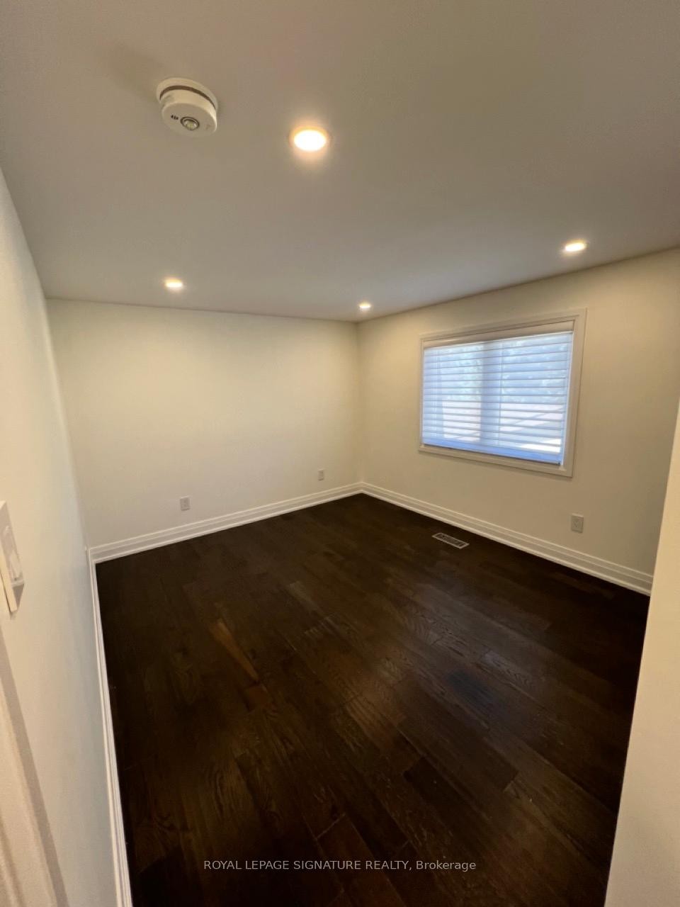 









55


Creekwood

Drive, Upper,
Toronto,




ON
M1E 4L6

