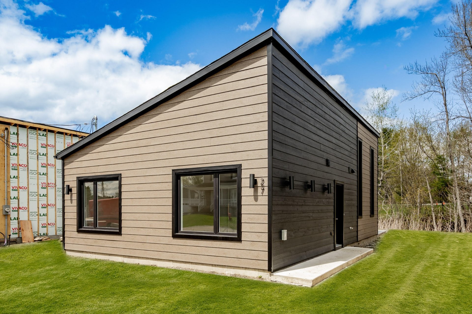 









27


Rue des Tailleurs-de-Pierre

,
Stanstead - Ville,




QC
J0B3E4

