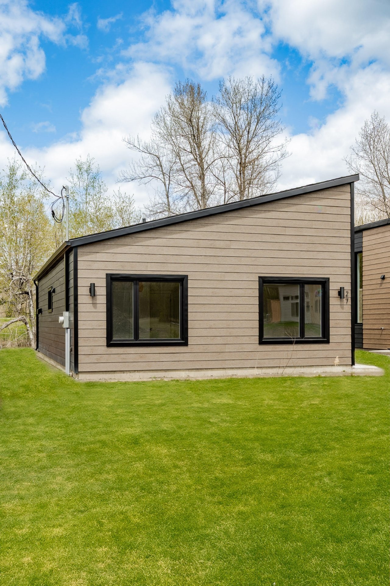 









27


Rue des Tailleurs-de-Pierre

,
Stanstead - Ville,




QC
J0B3E4

