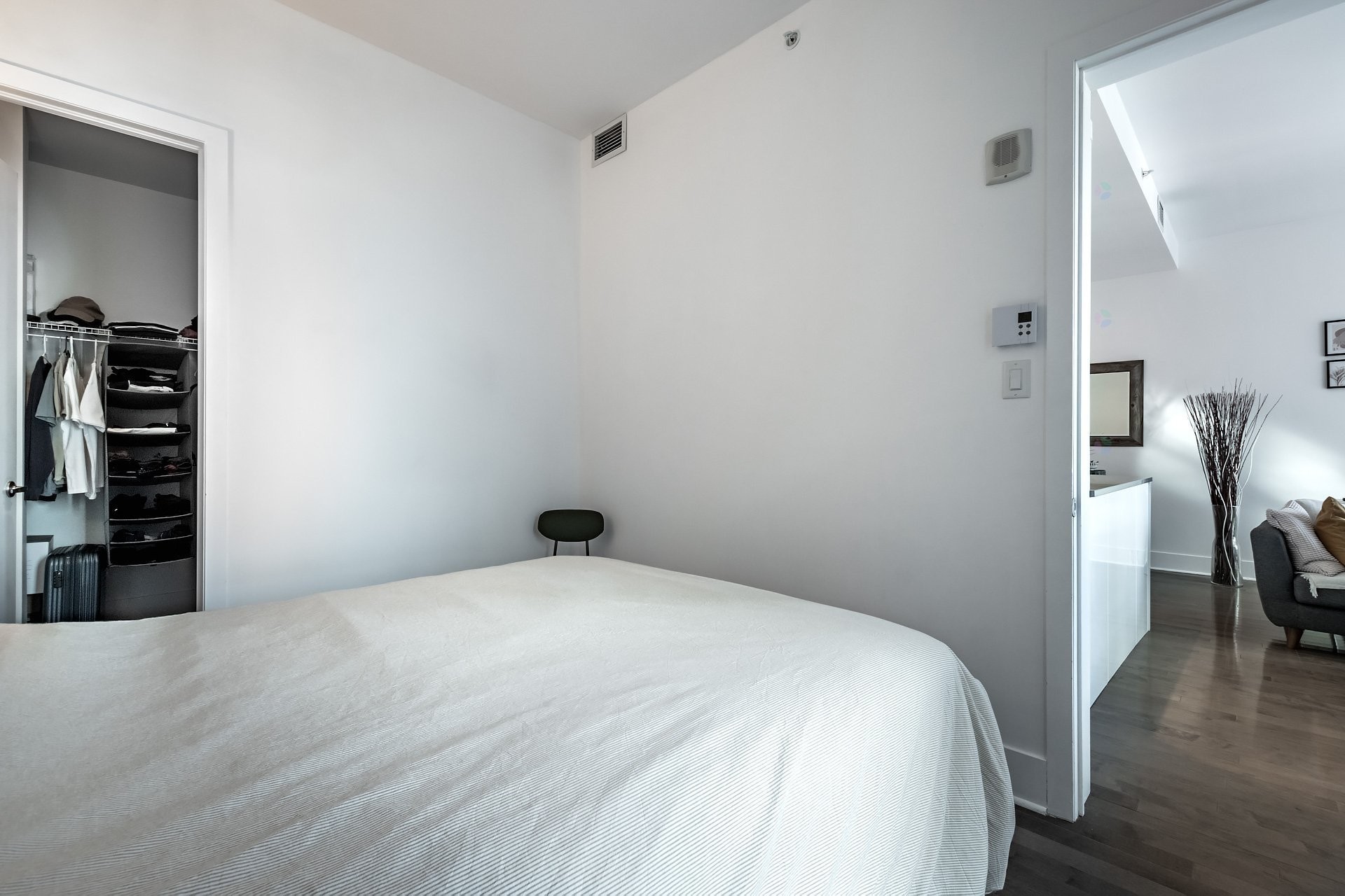 









901


Rue de la Commune E.

, 804,
Montréal (Ville-Marie),




QC
H2L0E2

