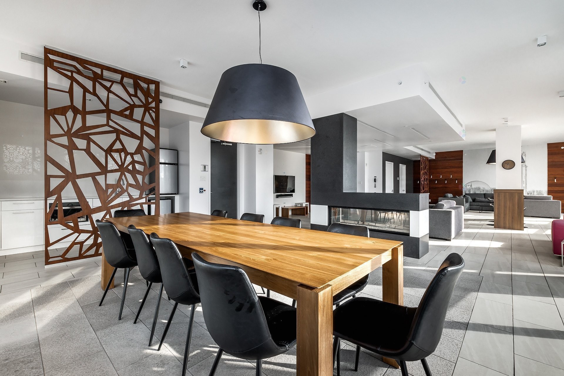 









901


Rue de la Commune E.

, 804,
Montréal (Ville-Marie),




QC
H2L0E2

