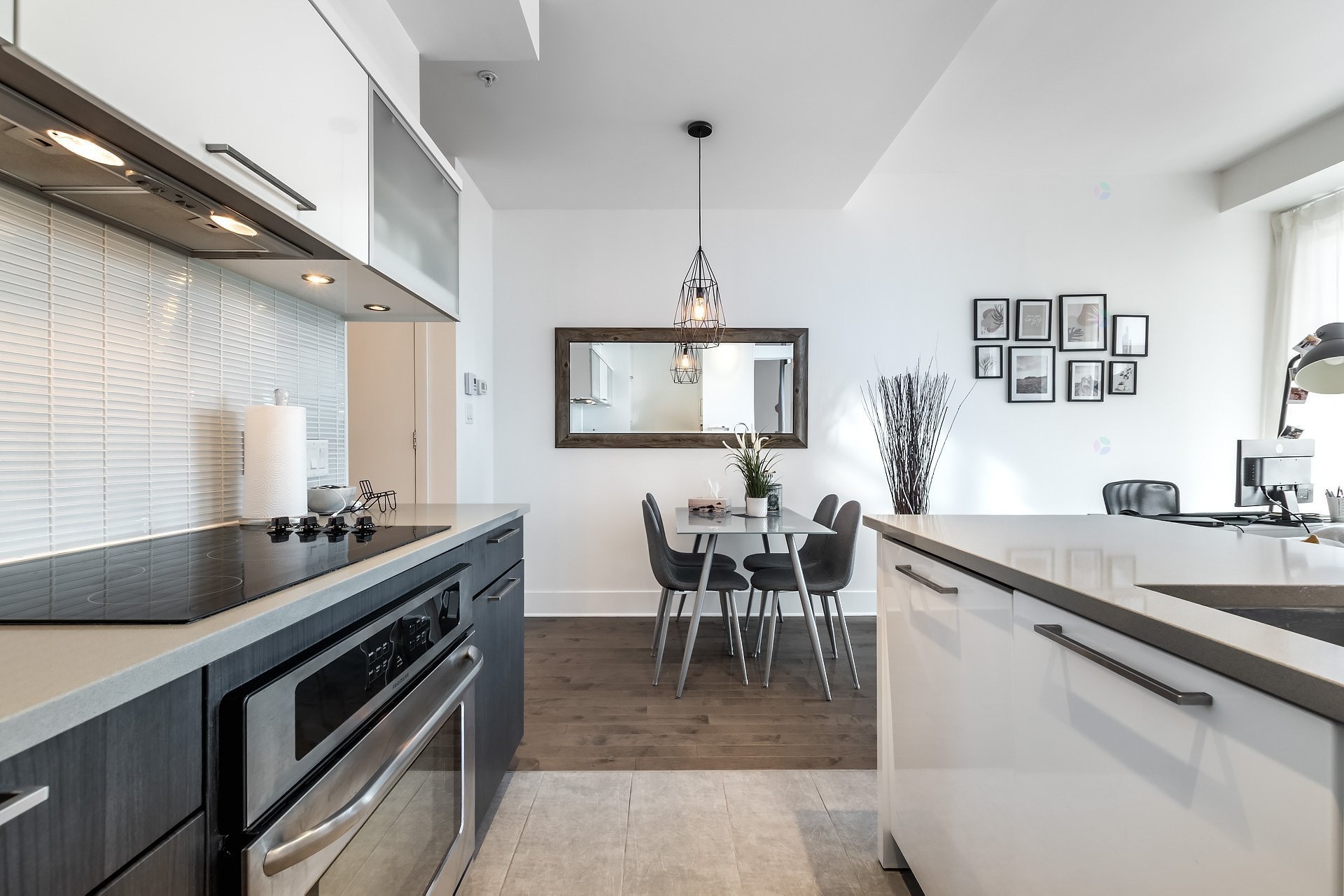









901


Rue de la Commune E.

, 804,
Montréal (Ville-Marie),




QC
H2L0E2


