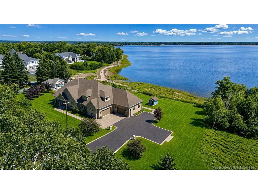 









1000


Youghall

,
Bathurst,




NB
E2A 4X1

