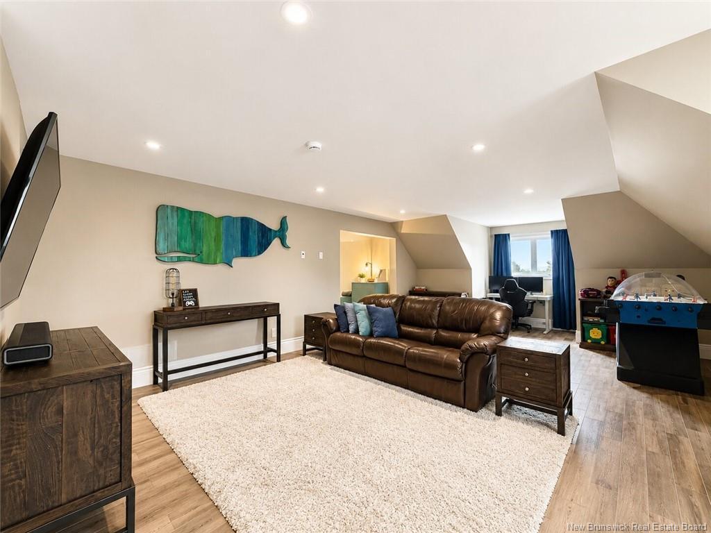 









1000


Youghall

,
Bathurst,




NB
E2A 4X1

