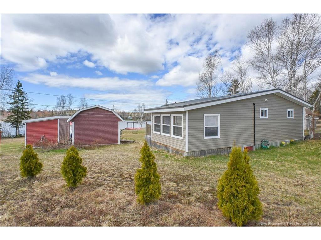 









51


Emile-Normand

LANE,
Landry Office,




NB
E8P 2G8

