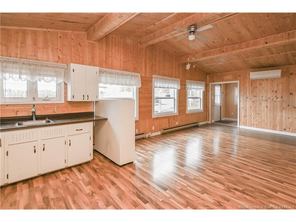 









51


Emile-Normand

LANE,
Landry Office,




NB
E8P 2G8


