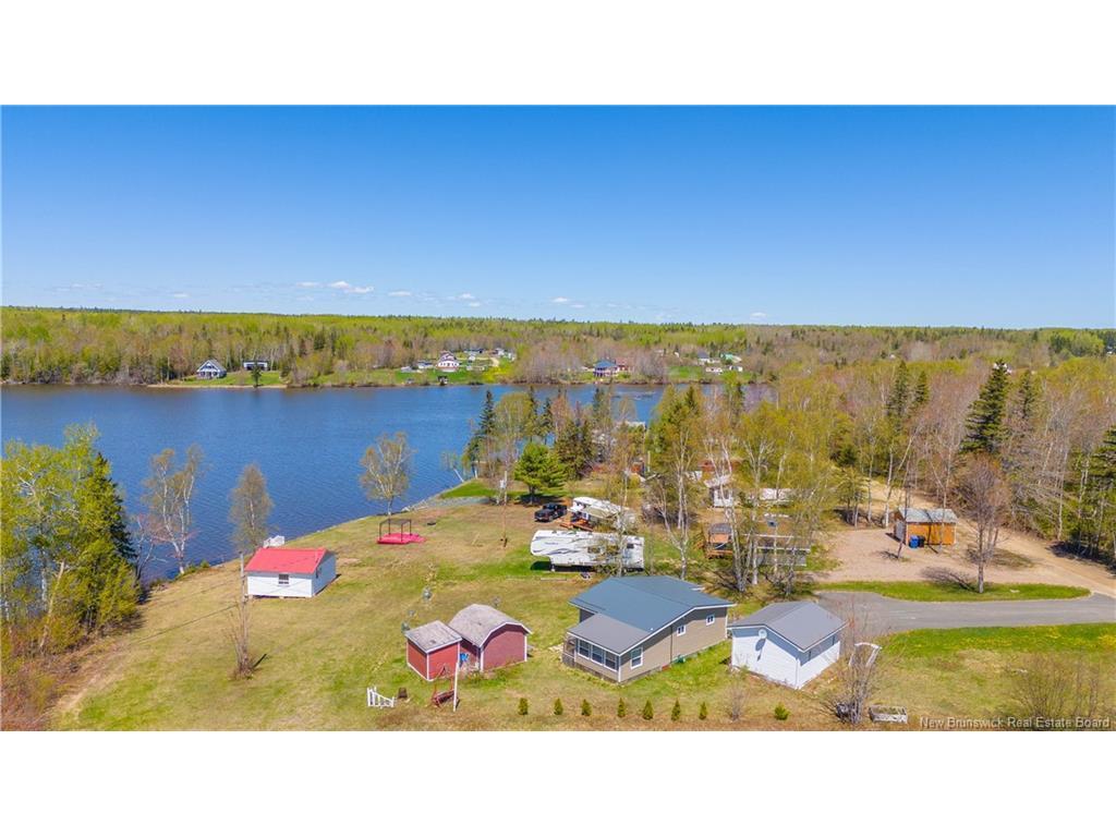 









51


Emile-Normand

LANE,
Landry Office,




NB
E8P 2G8

