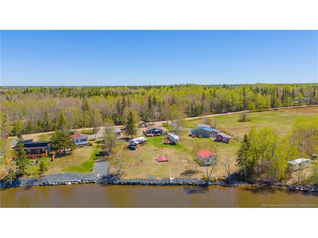 









51


Emile-Normand

LANE,
Landry Office,




NB
E8P 2G8

