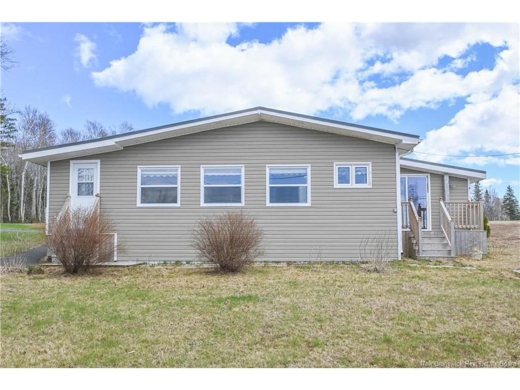 









51


Emile-Normand

LANE,
Landry Office,




NB
E8P 2G8

