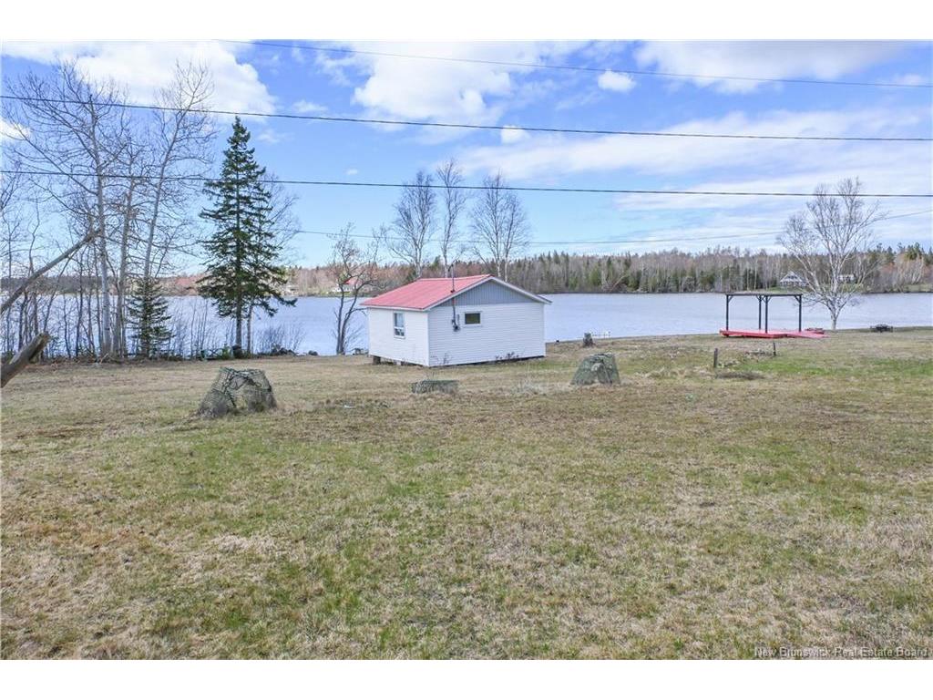 









51


Emile-Normand

LANE,
Landry Office,




NB
E8P 2G8

