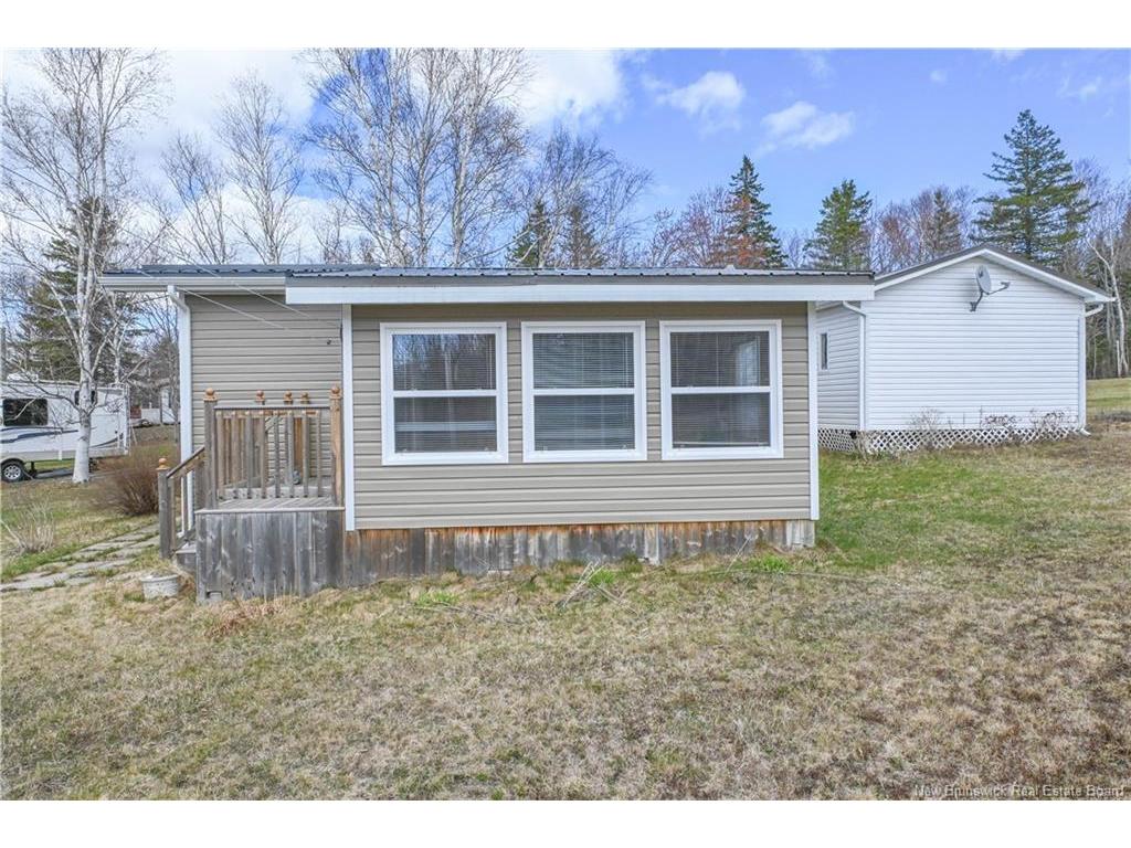









51


Emile-Normand

LANE,
Landry Office,




NB
E8P 2G8

