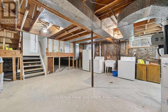 












87 MILL STREET

,
Uxbridge,




Ontario
L9P1H9

