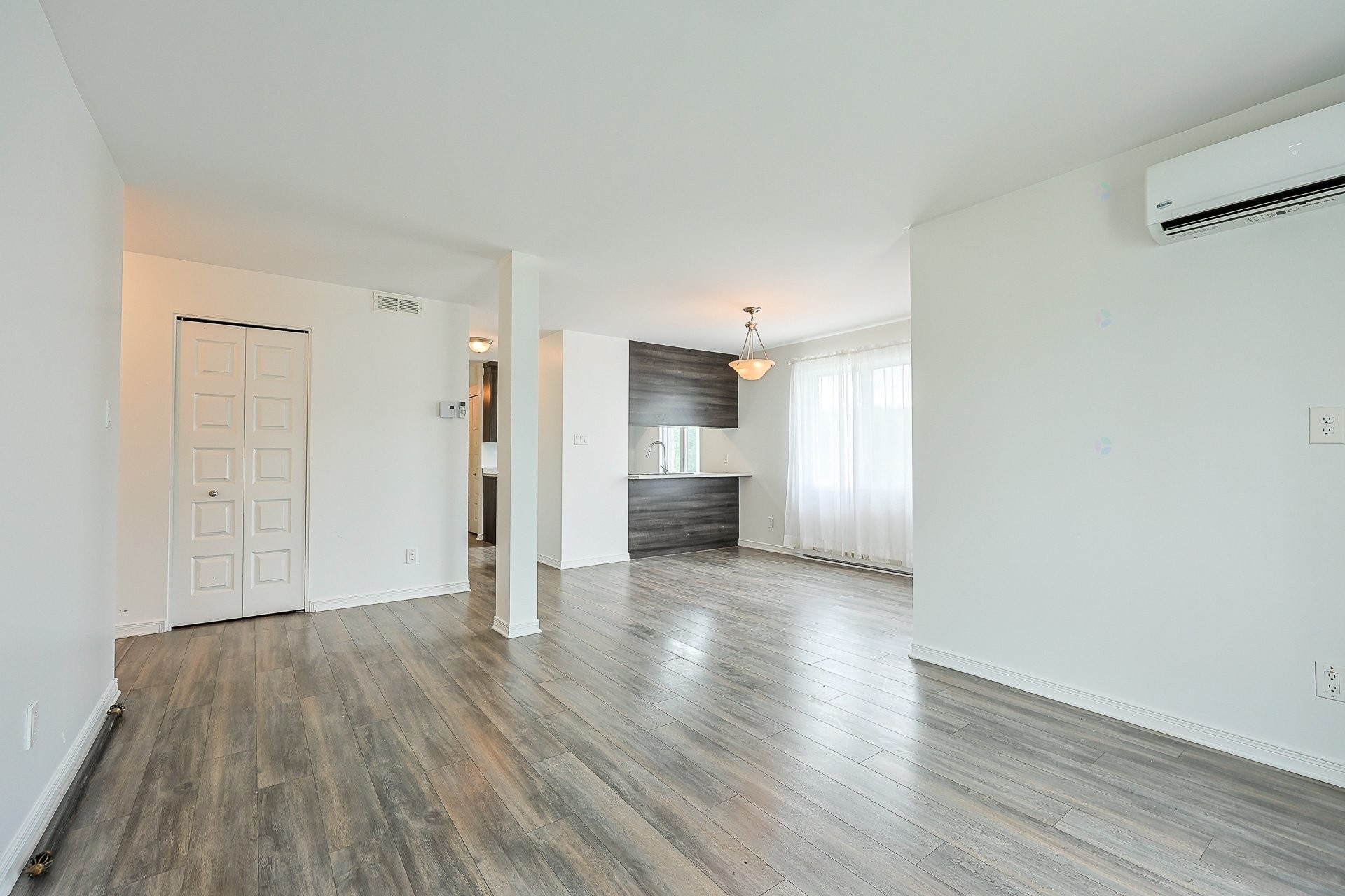 









834


Boul. Maloney E.

,
Gatineau (Gatineau),




QC
J8P1H1

