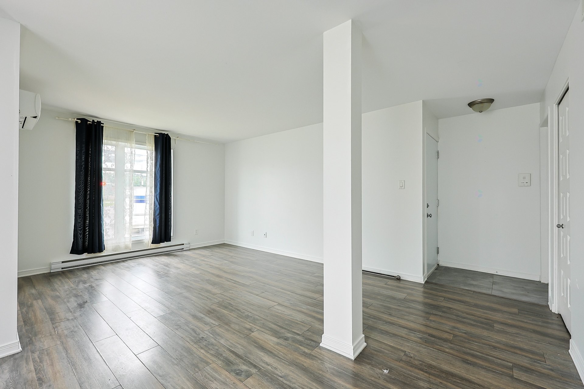 









834


Boul. Maloney E.

,
Gatineau (Gatineau),




QC
J8P1H1

