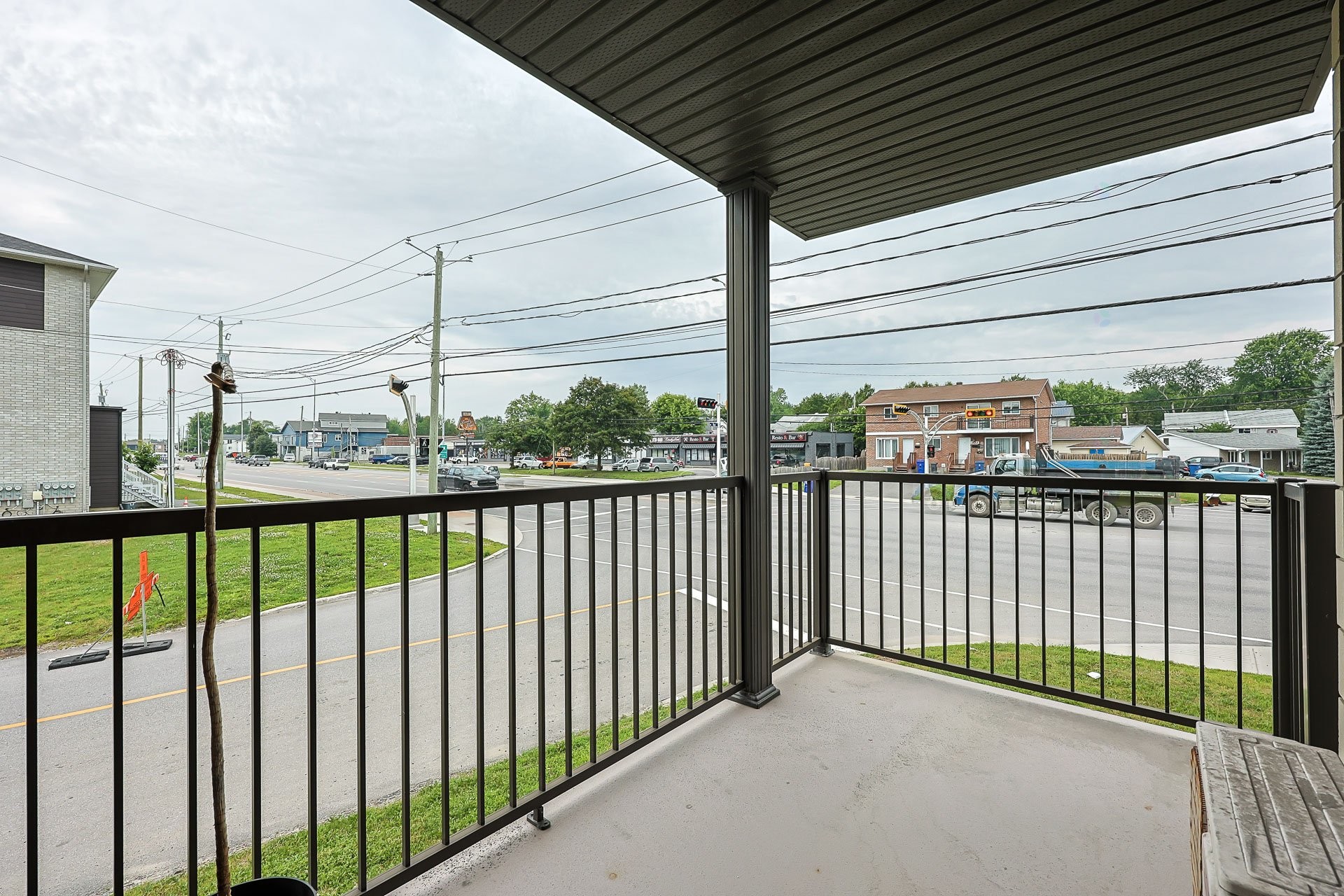 









834


Boul. Maloney E.

,
Gatineau (Gatineau),




QC
J8P1H1

