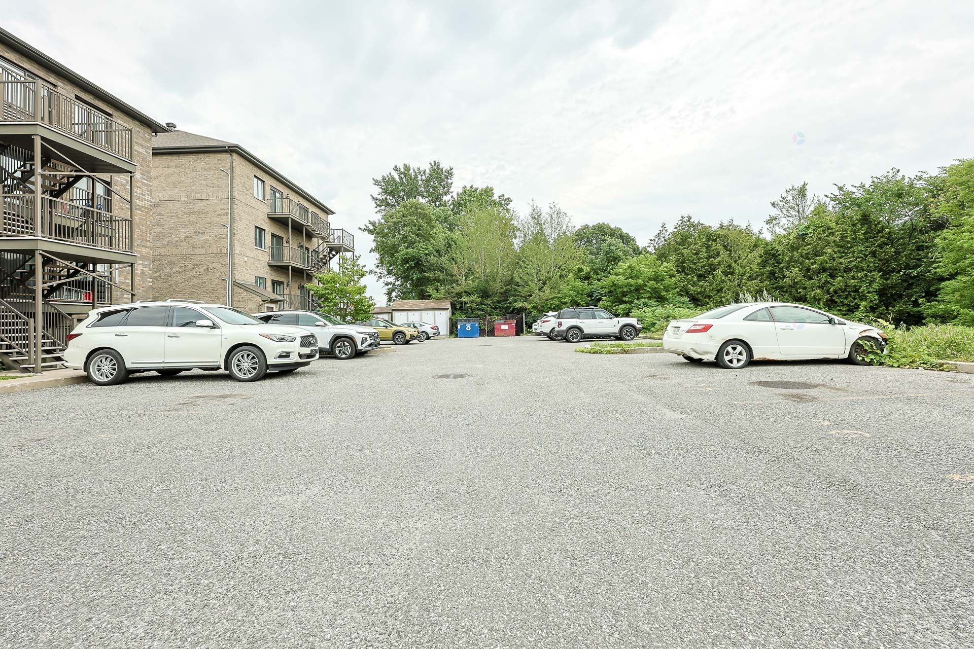 









834


Boul. Maloney E.

,
Gatineau (Gatineau),




QC
J8P1H1

