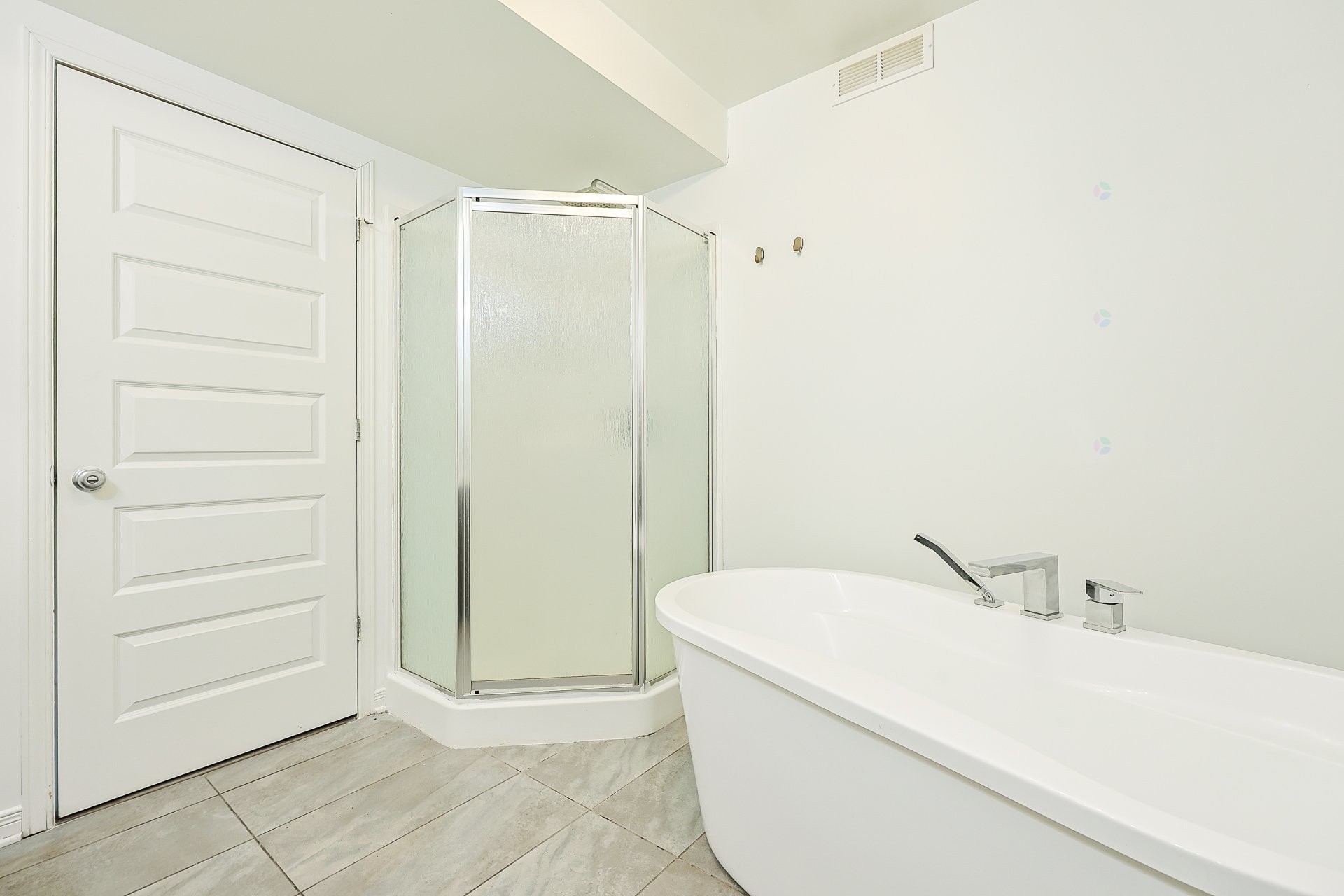 









834


Boul. Maloney E.

,
Gatineau (Gatineau),




QC
J8P1H1

