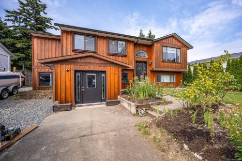 
															
													2110
													
													Murrelet
													Dr
												
												Comox,
												BC 