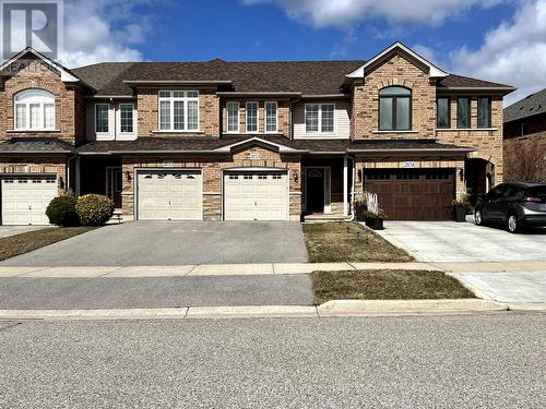 2153 Redstone Crescent, Oakville