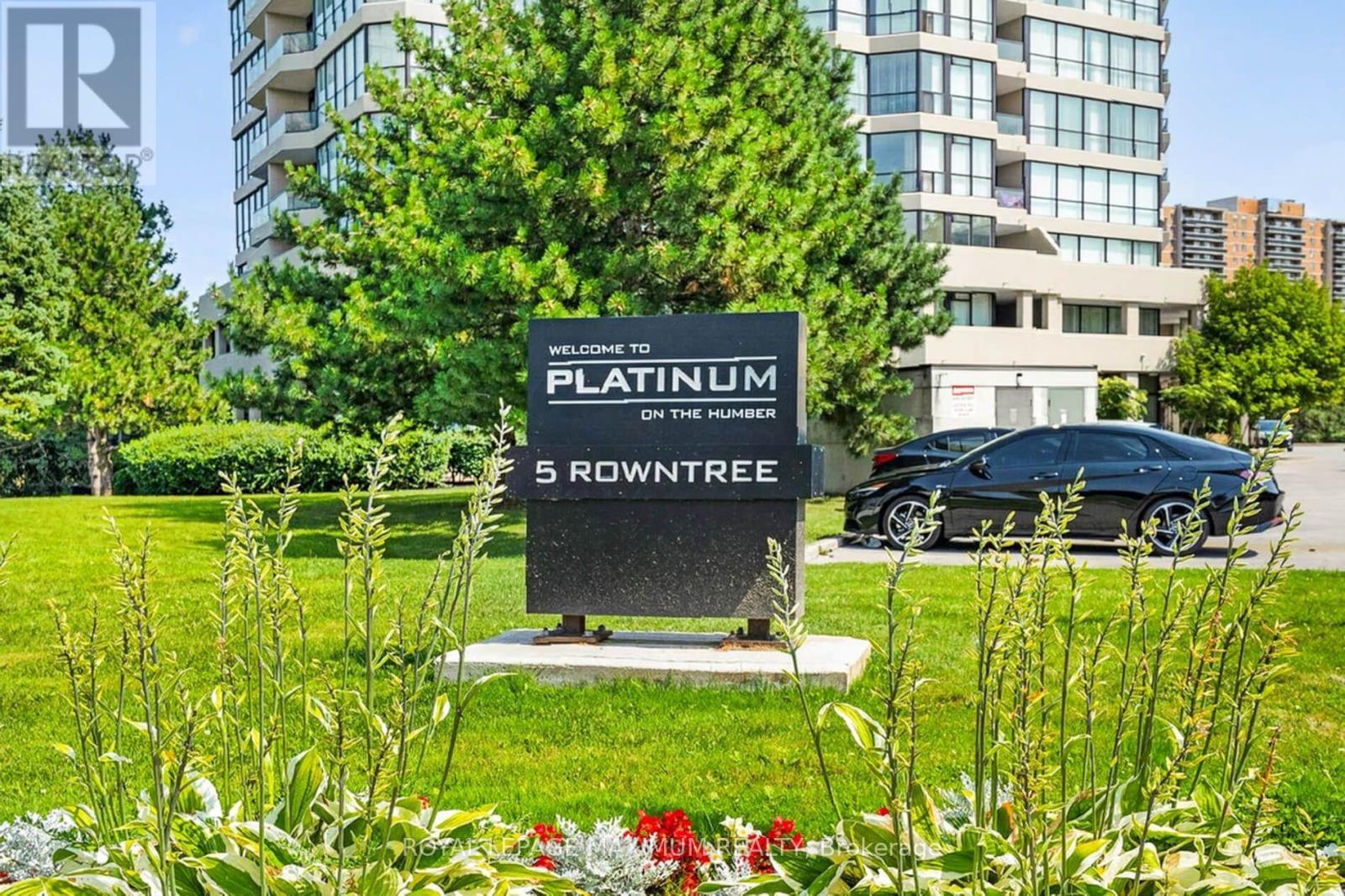 












717 - 5 ROWNTREE ROAD

,
Toronto,




Ontario
M9V5G9

