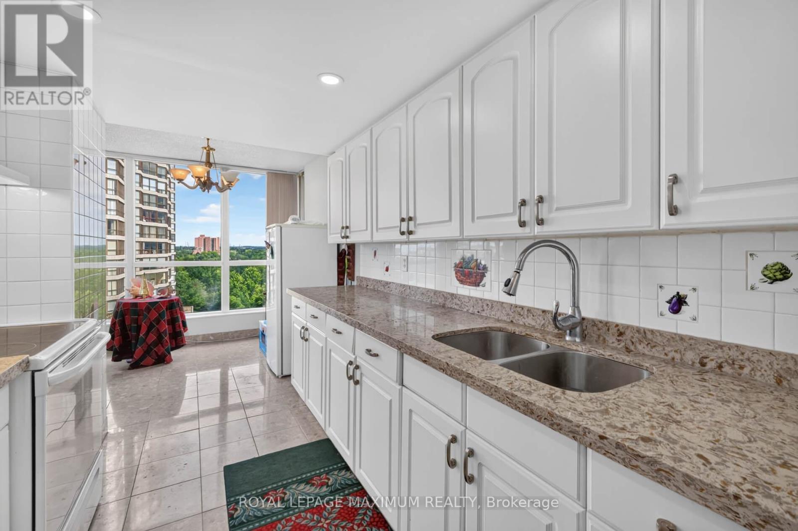 












717 - 5 ROWNTREE ROAD

,
Toronto,




Ontario
M9V5G9

