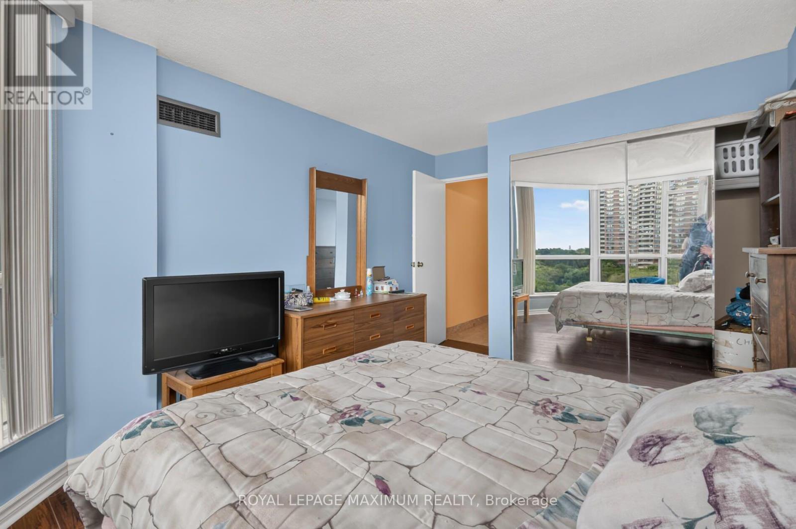 












717 - 5 ROWNTREE ROAD

,
Toronto,




Ontario
M9V5G9

