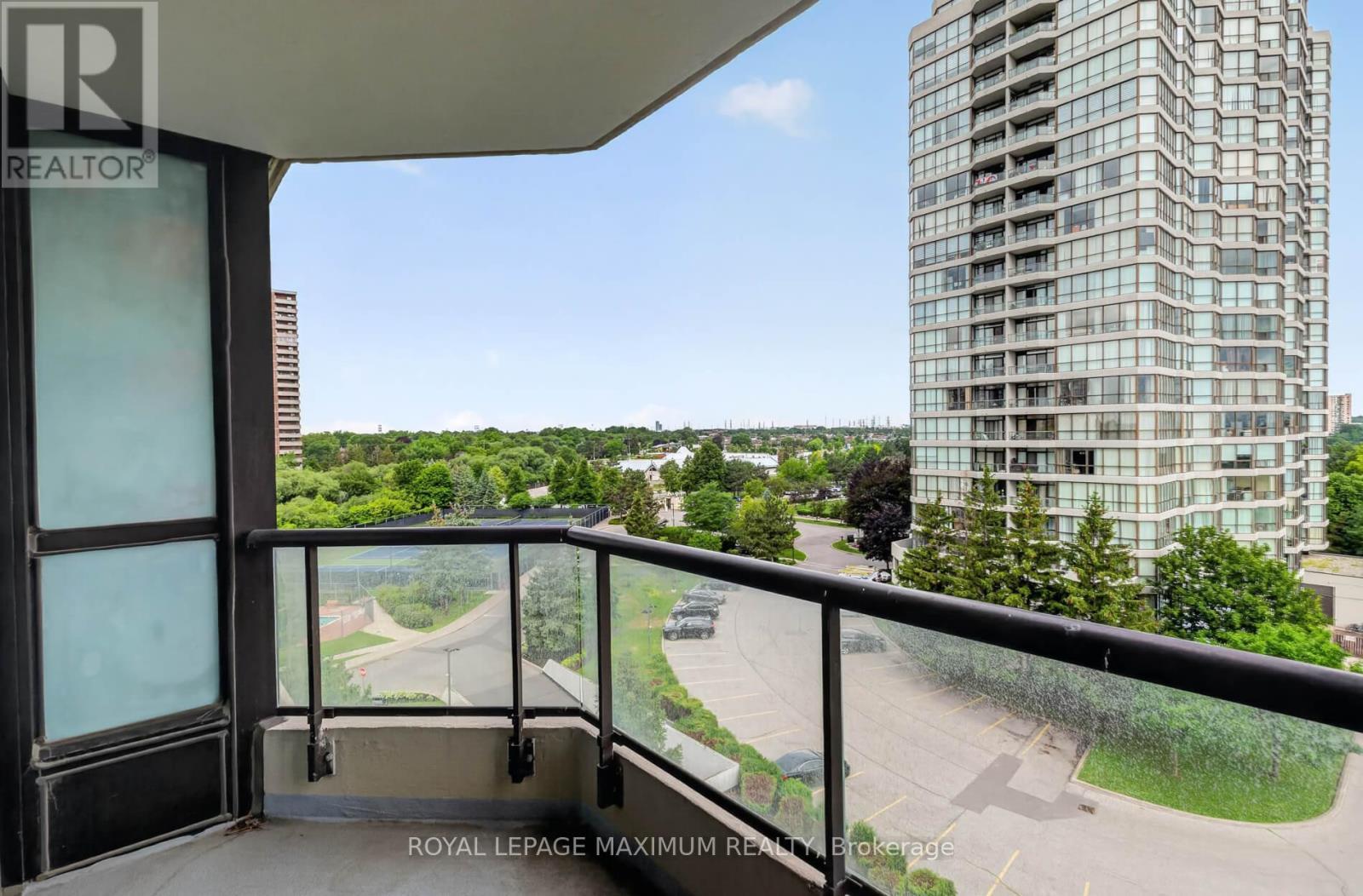 












717 - 5 ROWNTREE ROAD

,
Toronto,




Ontario
M9V5G9

