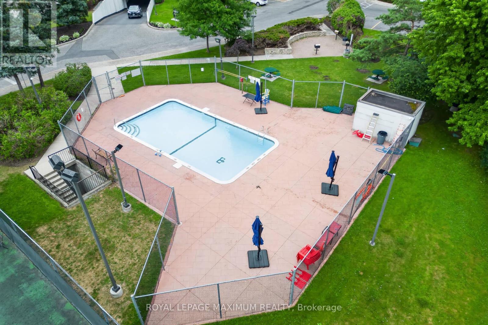 












717 - 5 ROWNTREE ROAD

,
Toronto,




Ontario
M9V5G9

