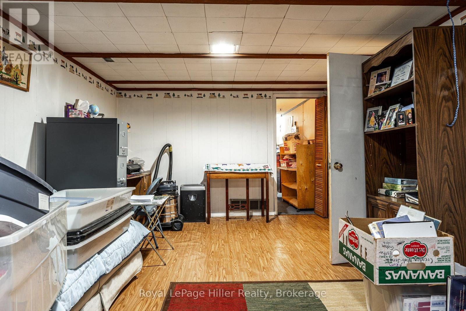 












185 STRACHAN STREET

,
Stratford,




Ontario
N5A2B4

