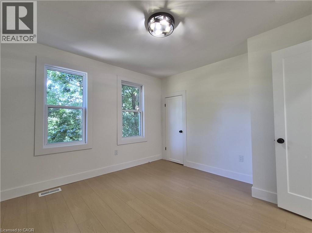 












217 QUEEN Street N

,
Simcoe,




Ontario
N3Y3Y8

