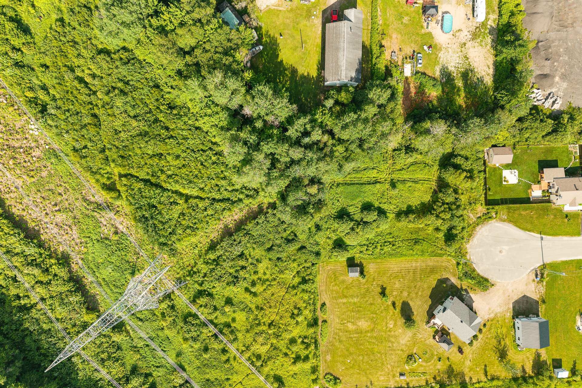 












Rue Plourde

,
Saint-Paulin,







QC
J0K3G0

