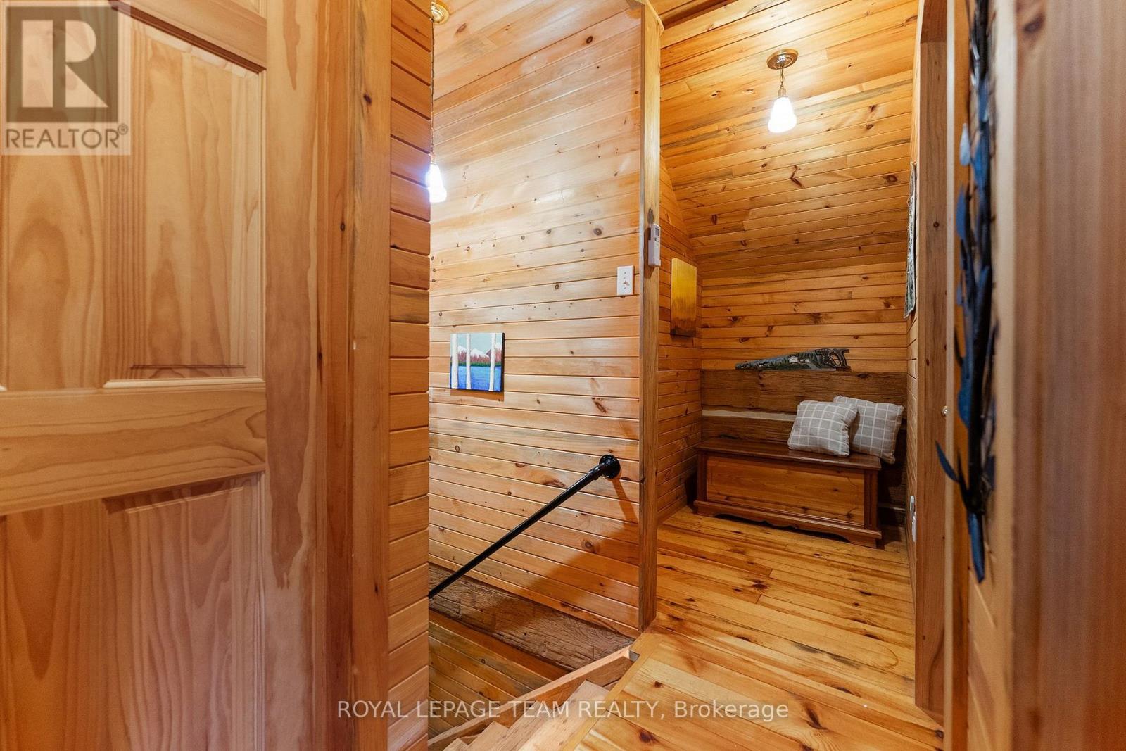 












58 HENDRY LANE

,
Whitewater Region,




Ontario
K0J1K0

