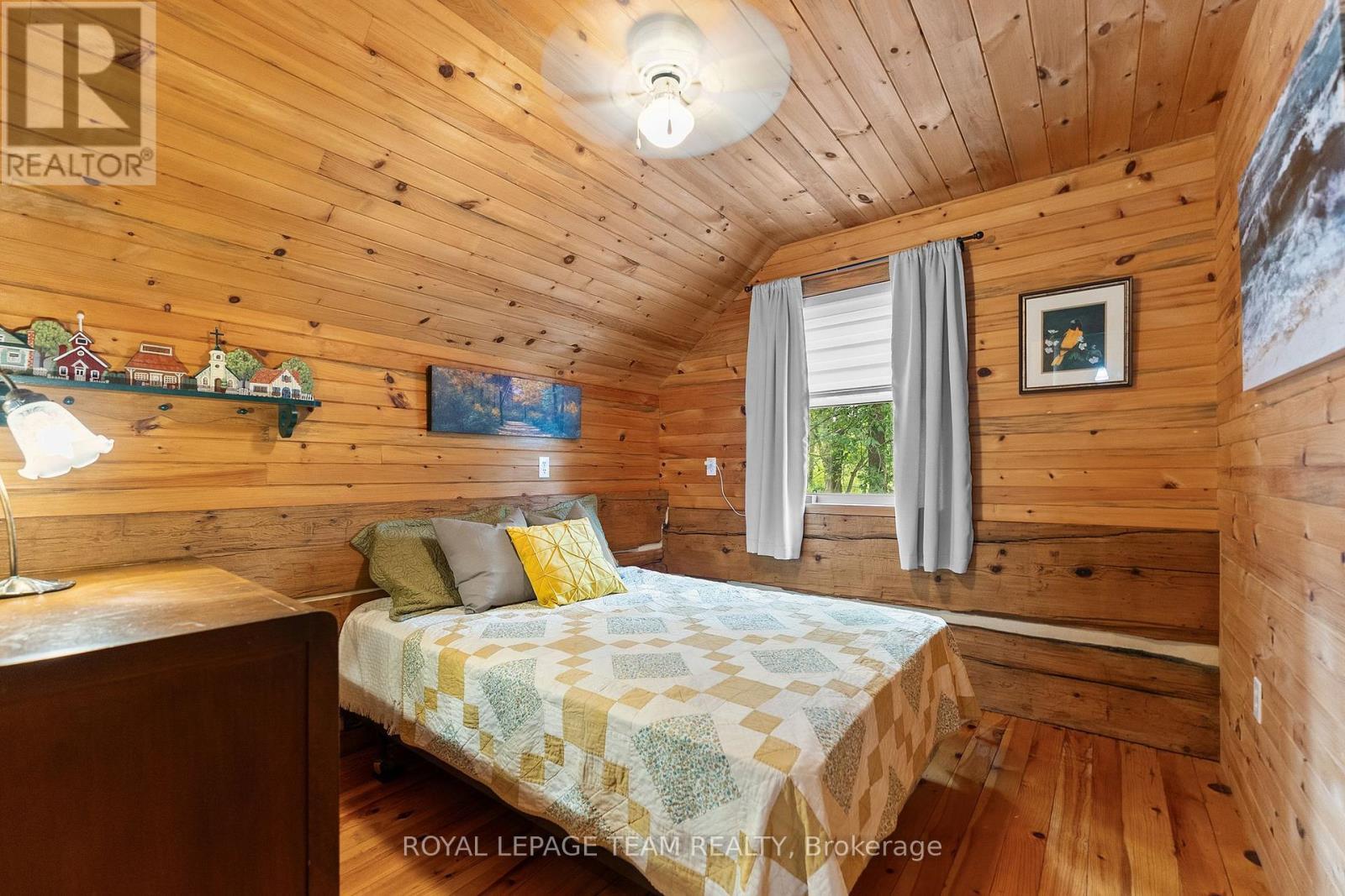












58 HENDRY LANE

,
Whitewater Region,




Ontario
K0J1K0

