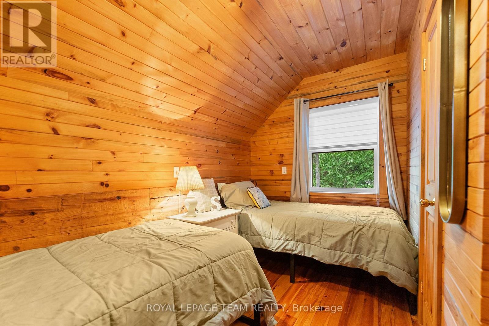 












58 HENDRY LANE

,
Whitewater Region,




Ontario
K0J1K0

