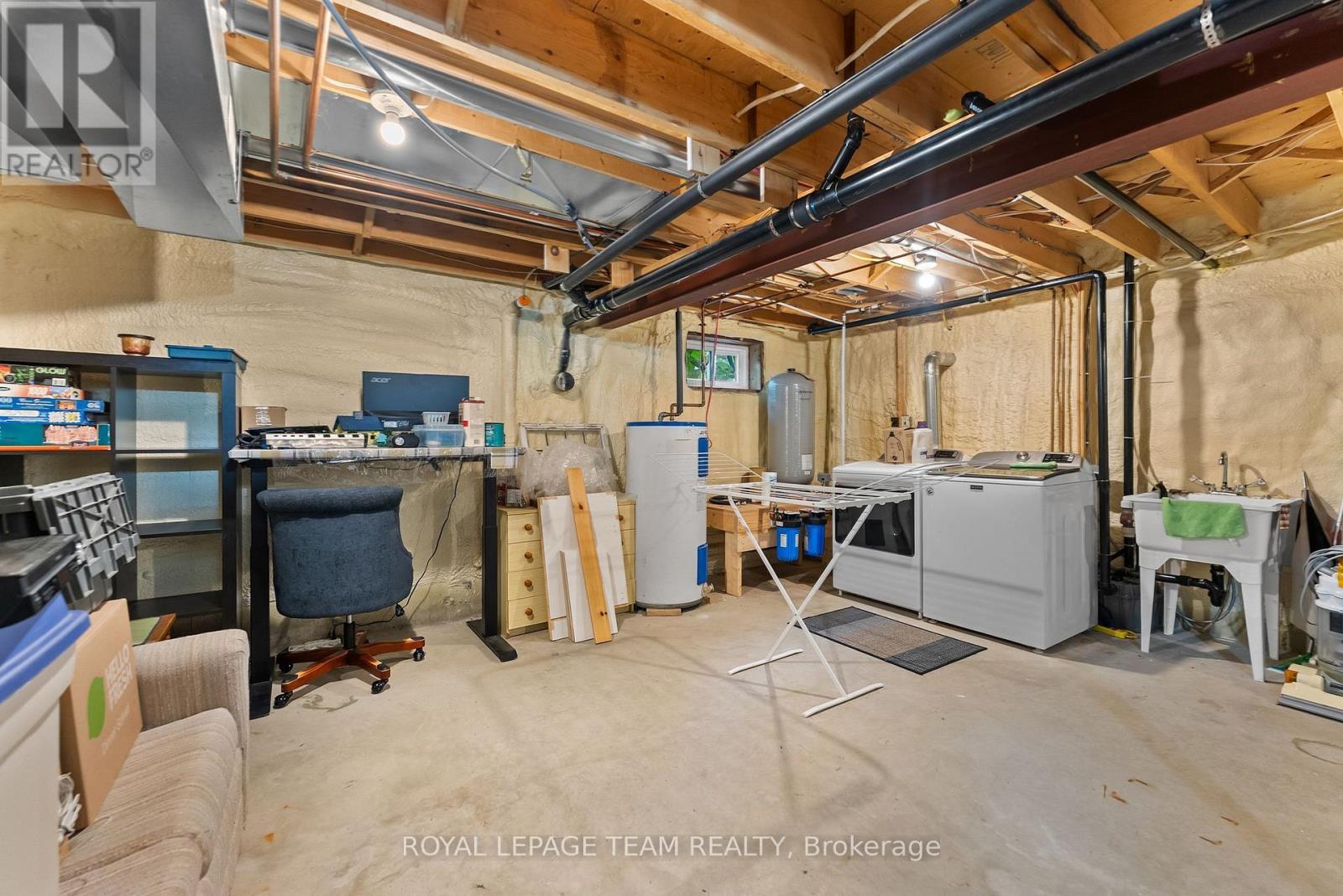 












58 HENDRY LANE

,
Whitewater Region,




Ontario
K0J1K0

