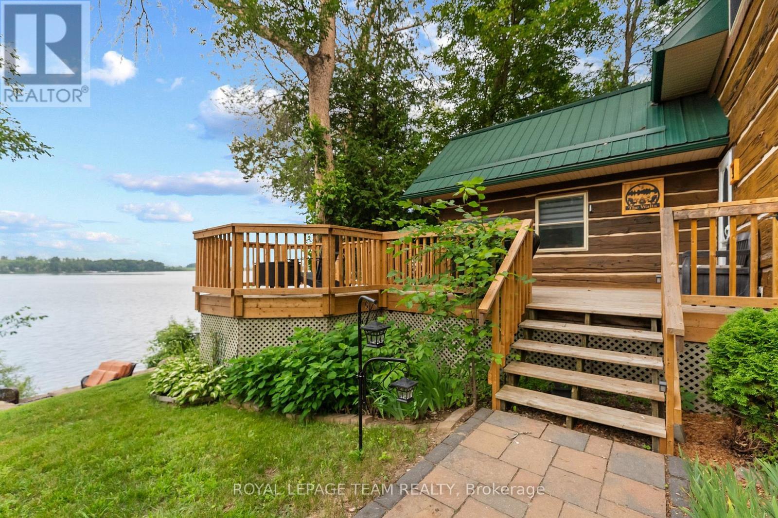 












58 HENDRY LANE

,
Whitewater Region,




Ontario
K0J1K0


