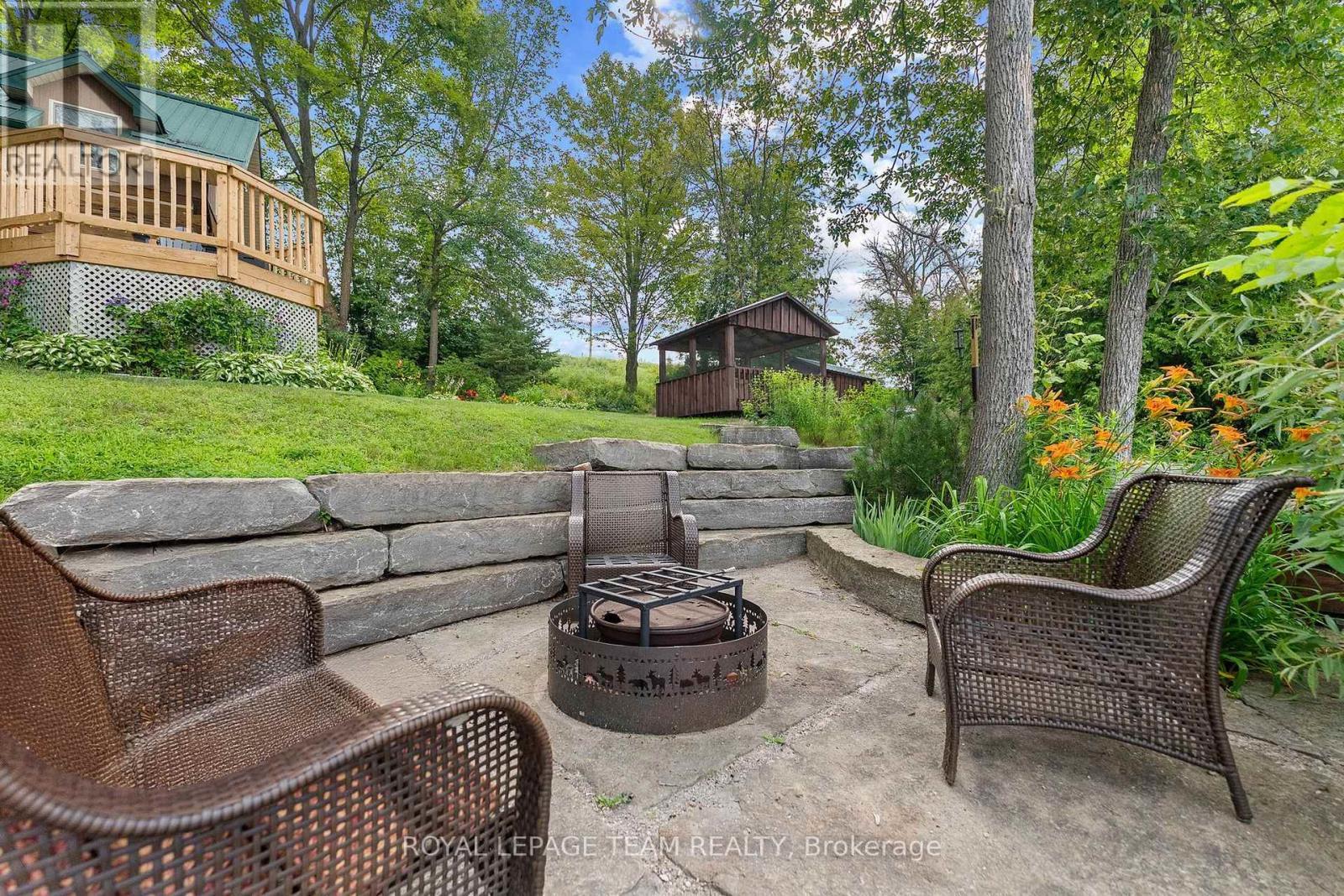 












58 HENDRY LANE

,
Whitewater Region,




Ontario
K0J1K0

