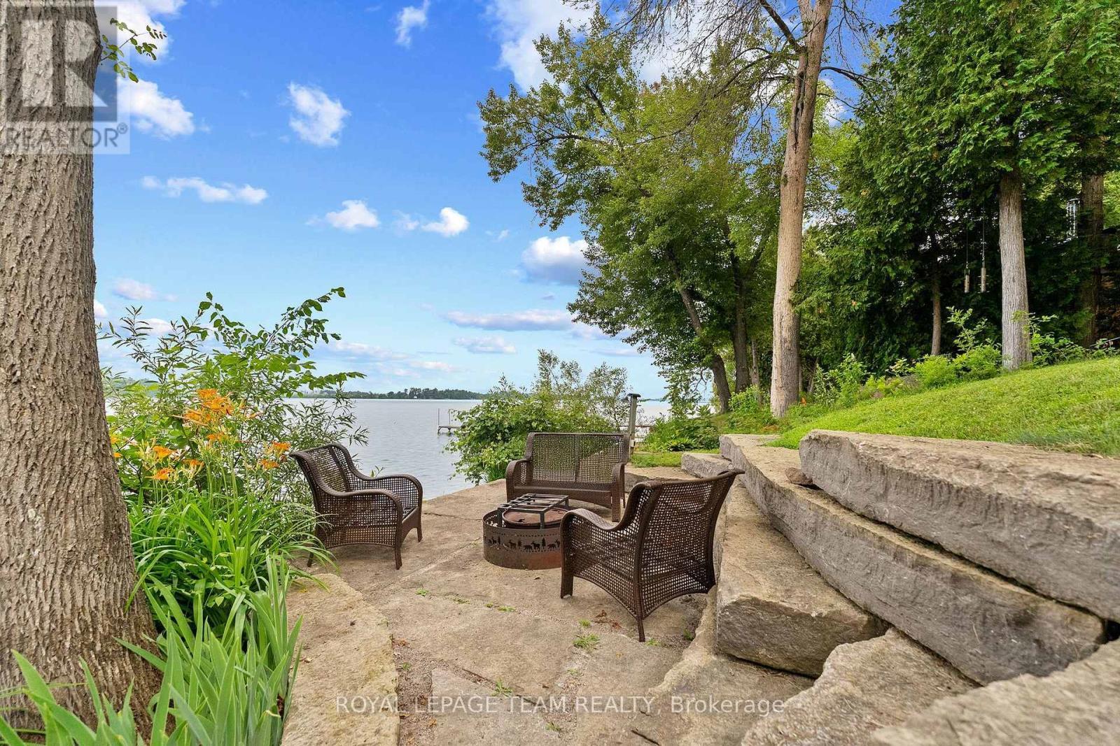 












58 HENDRY LANE

,
Whitewater Region,




Ontario
K0J1K0

