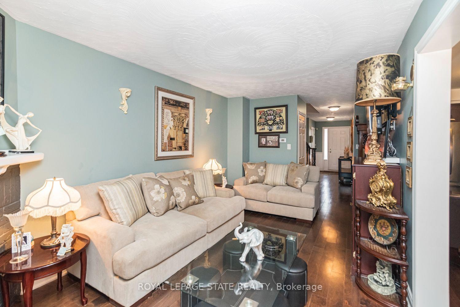 









255


Mount Albion

Road, 22,
Hamilton,




ON
L8K 6P7

